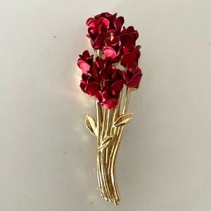 Vintage dozen red roses bouquet pin with plated gold